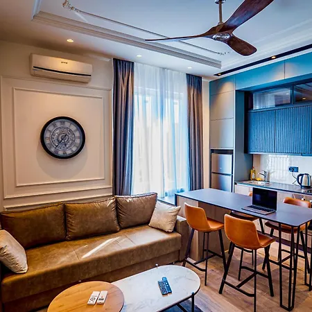 Miha Premium Apartment *