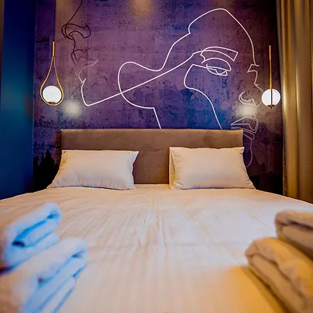 Miha Premium Apartment *
